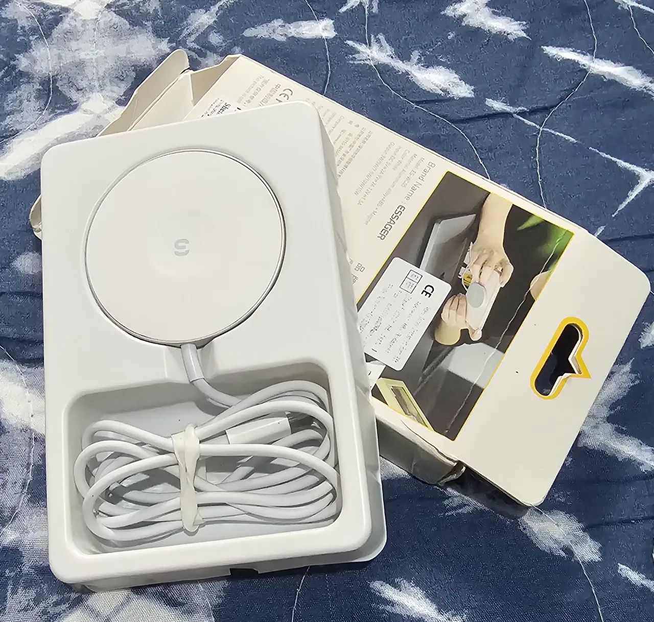Carregador de Celular Magnetico ESSAGER + Suporte