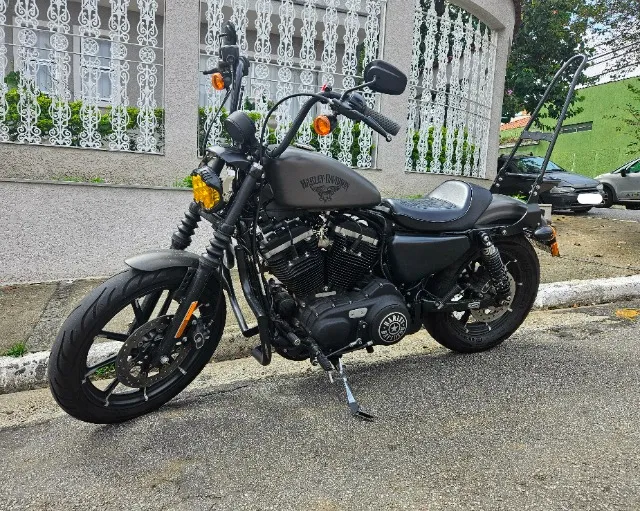 HARLEY DAVIDSON IRON 883, ano 2018, cor: cinza/grafite, 27.500km rodados