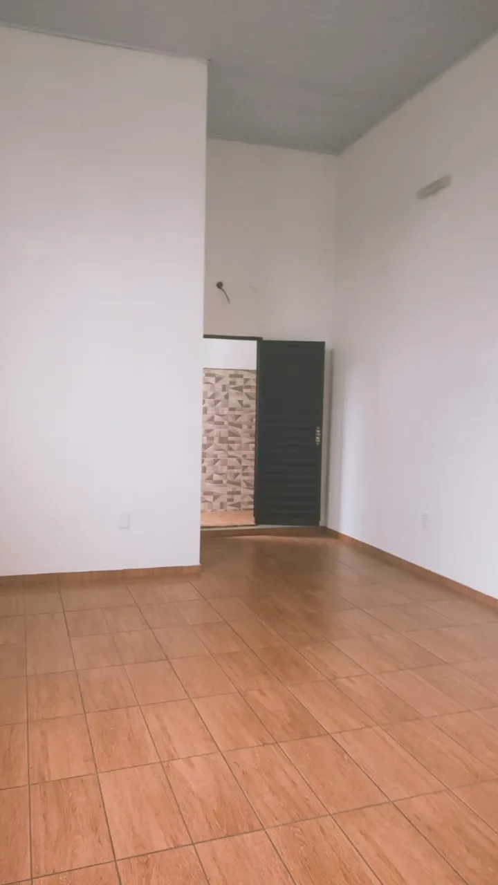 Casa Duplex - Via Pública Residencial Acariquara