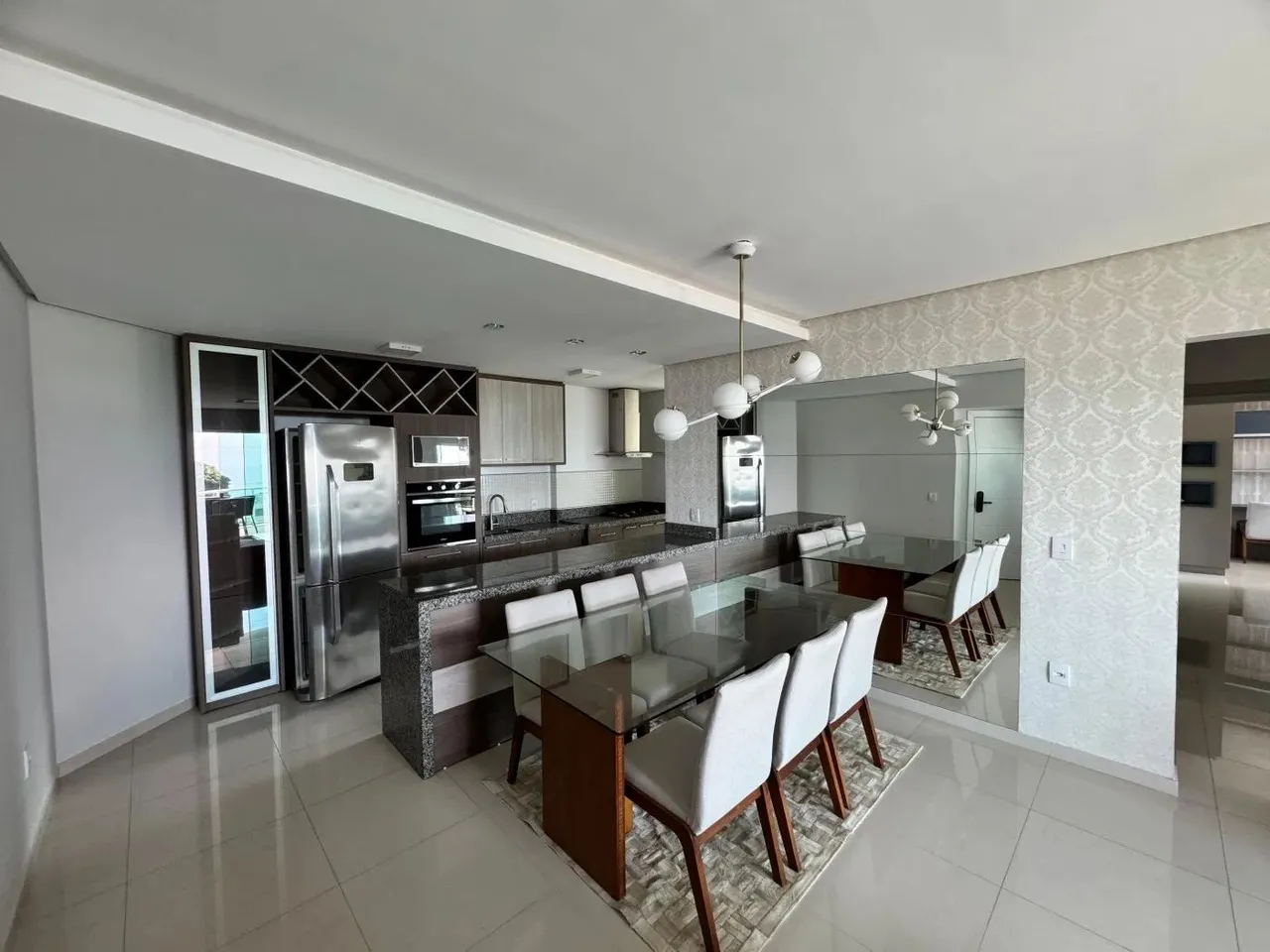 Apartamento para Locação em Itajaí, Cabeçudas, 3 dormitórios, 3 suítes, 1 banheiro, 2 vaga