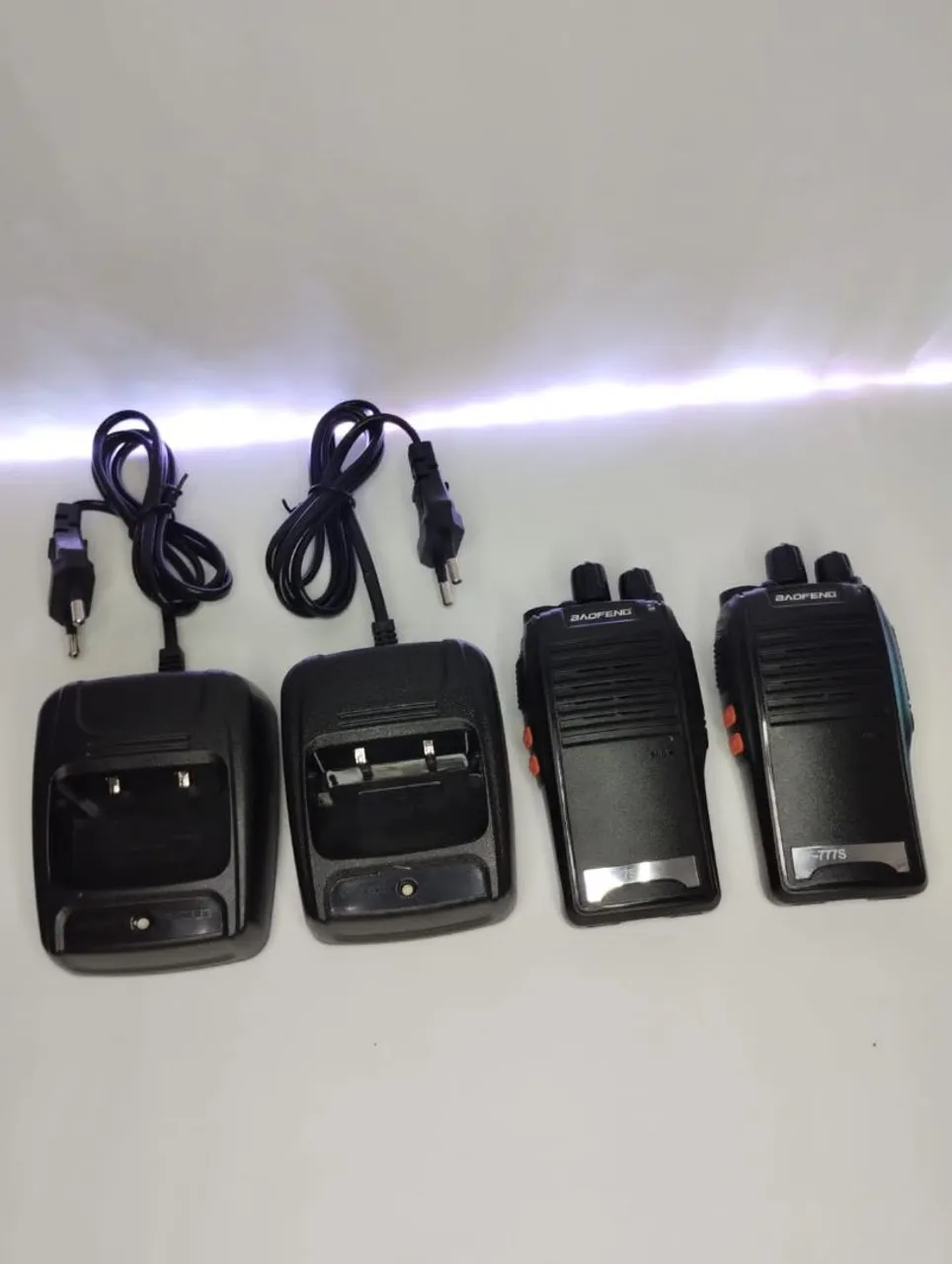 Walkie Talkie Baofeng - Par (entrega grátis)