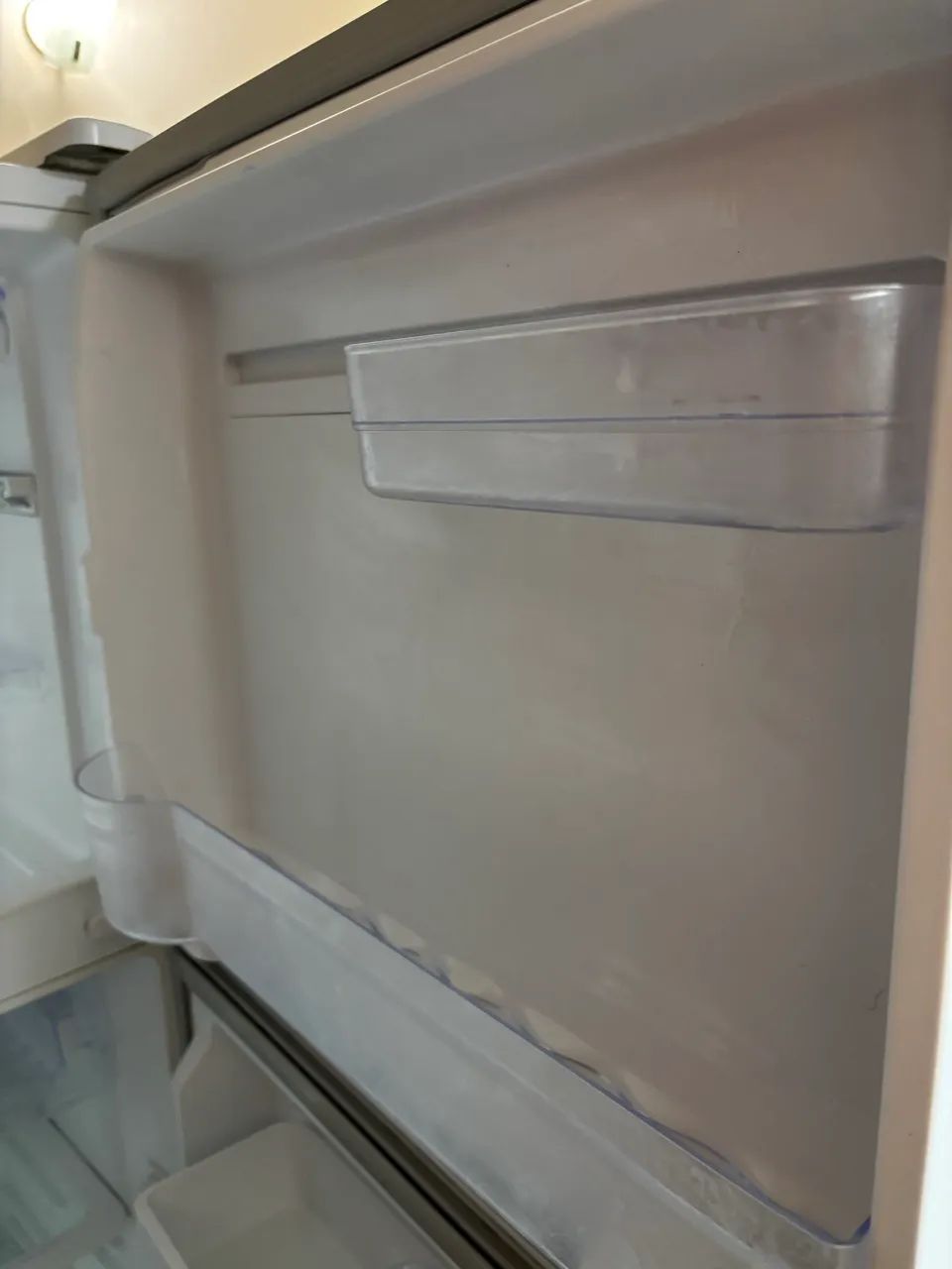 Vendo geladeira duplex Eletrolux 