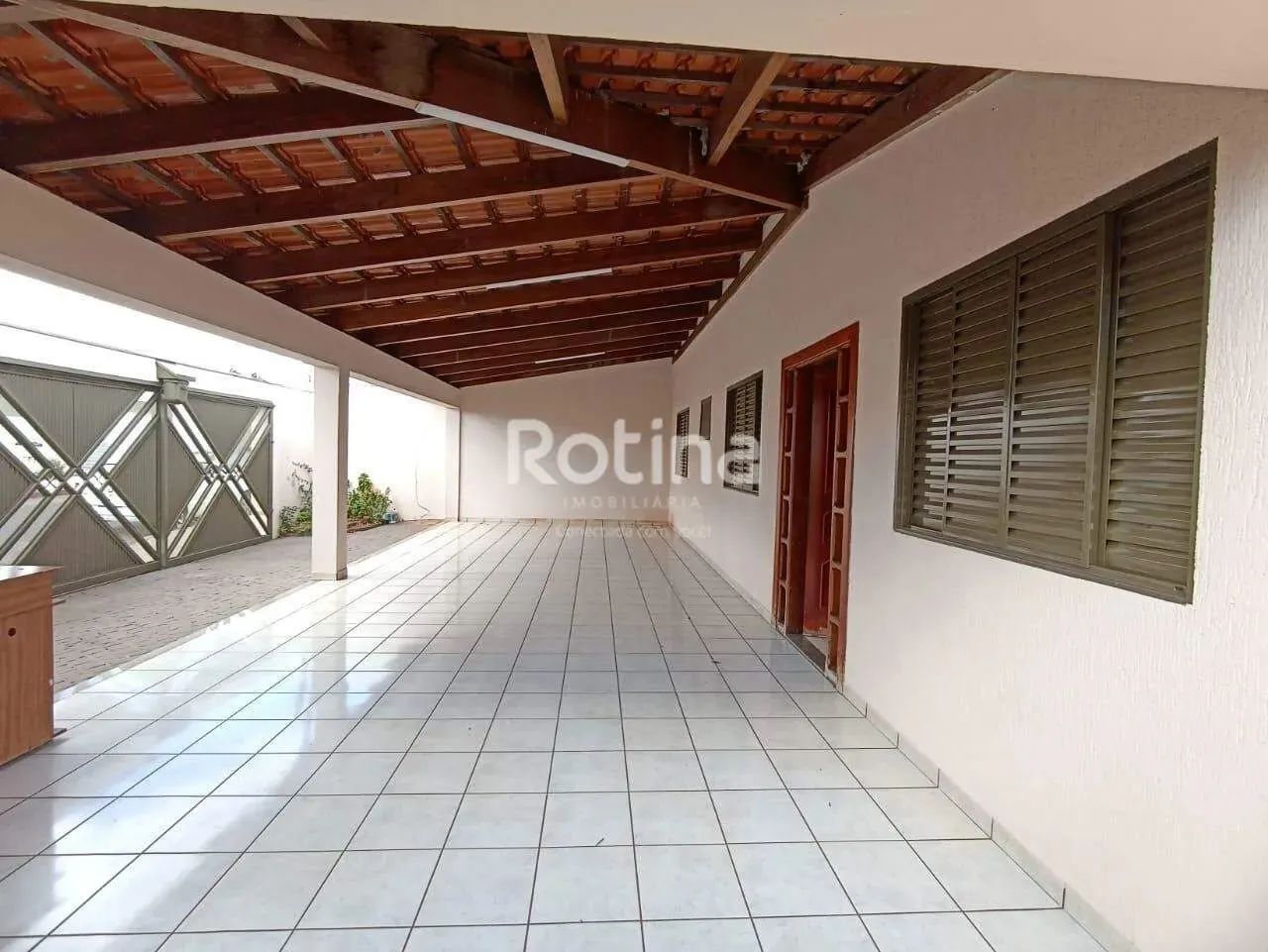 Casa à venda, 3 quartos, Santa Rosa - Uberlândia/MG - Rotina Imobiliária - Foto 3