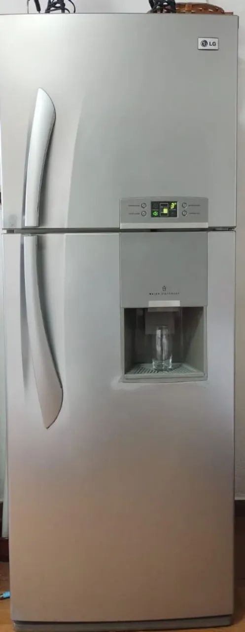Geladeira LG Duplex com Dispenser de Água