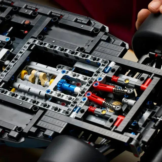 Tipo Lego RB 20 1:8 1639 peças - Foto 5