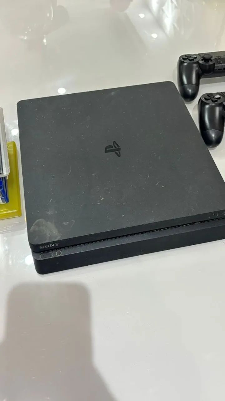 Playstation 4 Slim com jogos e controles + carregador de controles  - Foto 3