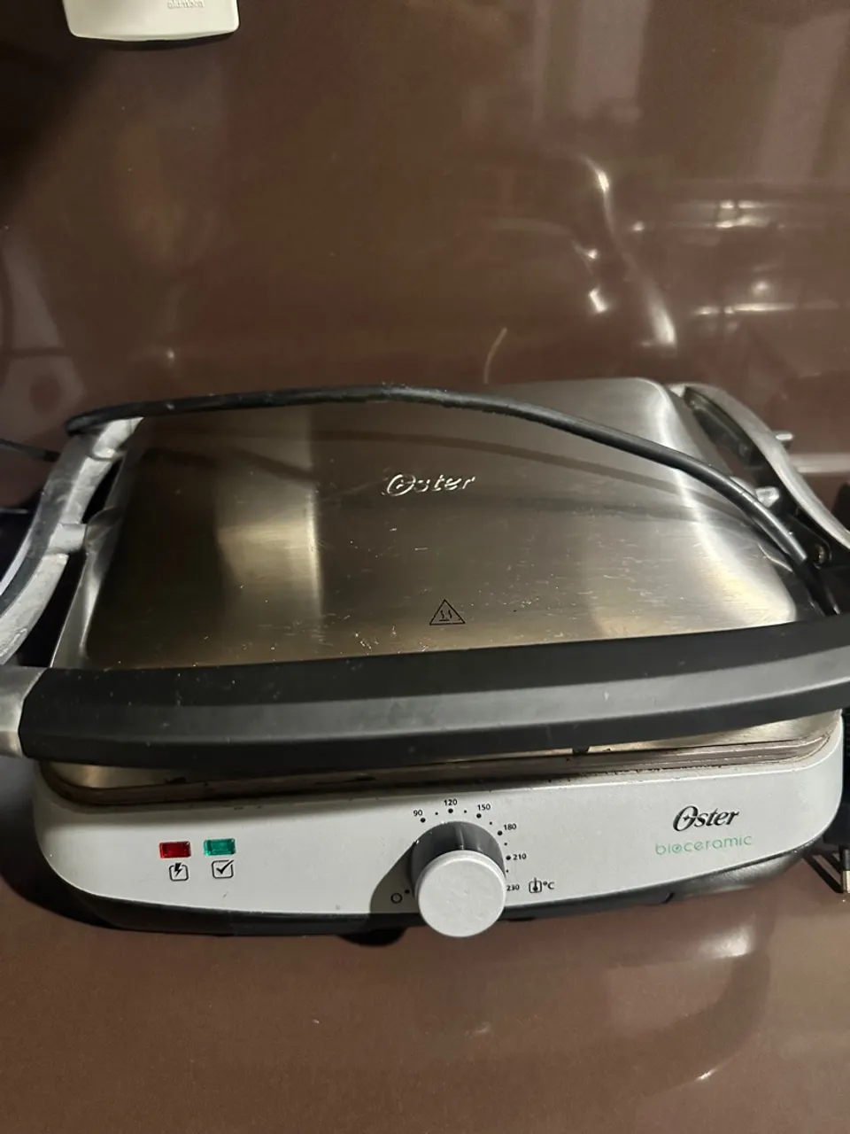 Grill / sanduicheira de cerâmica - oster
