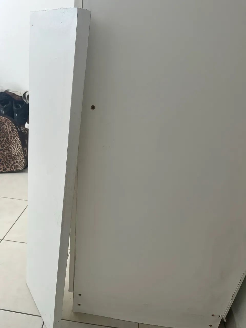 Prateleira no branco - Foto 4