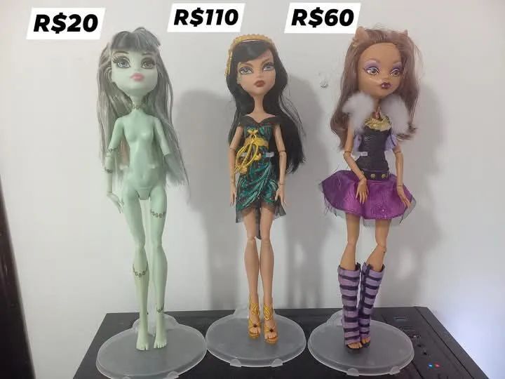 3 Bonecas Monster High