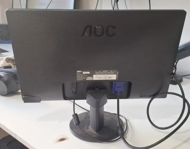 Monitor AOC