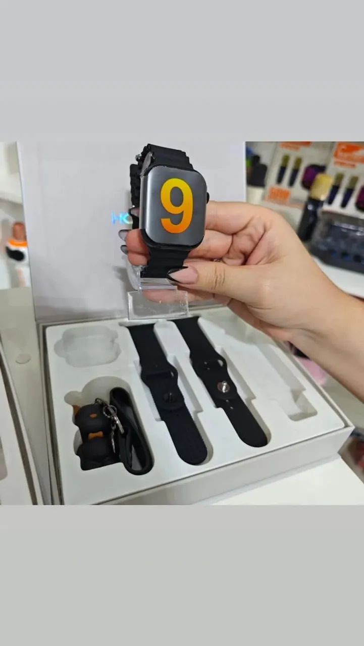  smartwatch com 3 pulseiras e chaveiro  - Foto 2