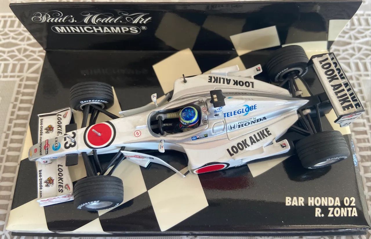 Miniatura Fórmula 1 Minichamps - BAR Honda - Ricardo Zonta