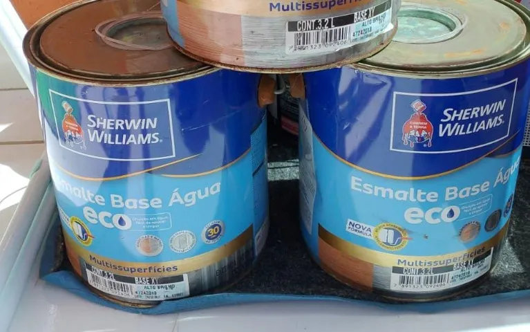 ESMALTE SINTETICO BASE AGUA (SHERWIN WILLIAMS) cor: verde claro