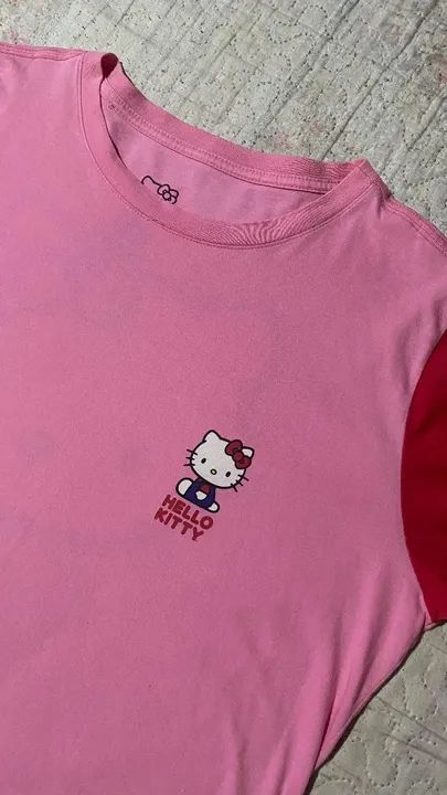 Camiseta Hello Kitty Rosa - Foto 4