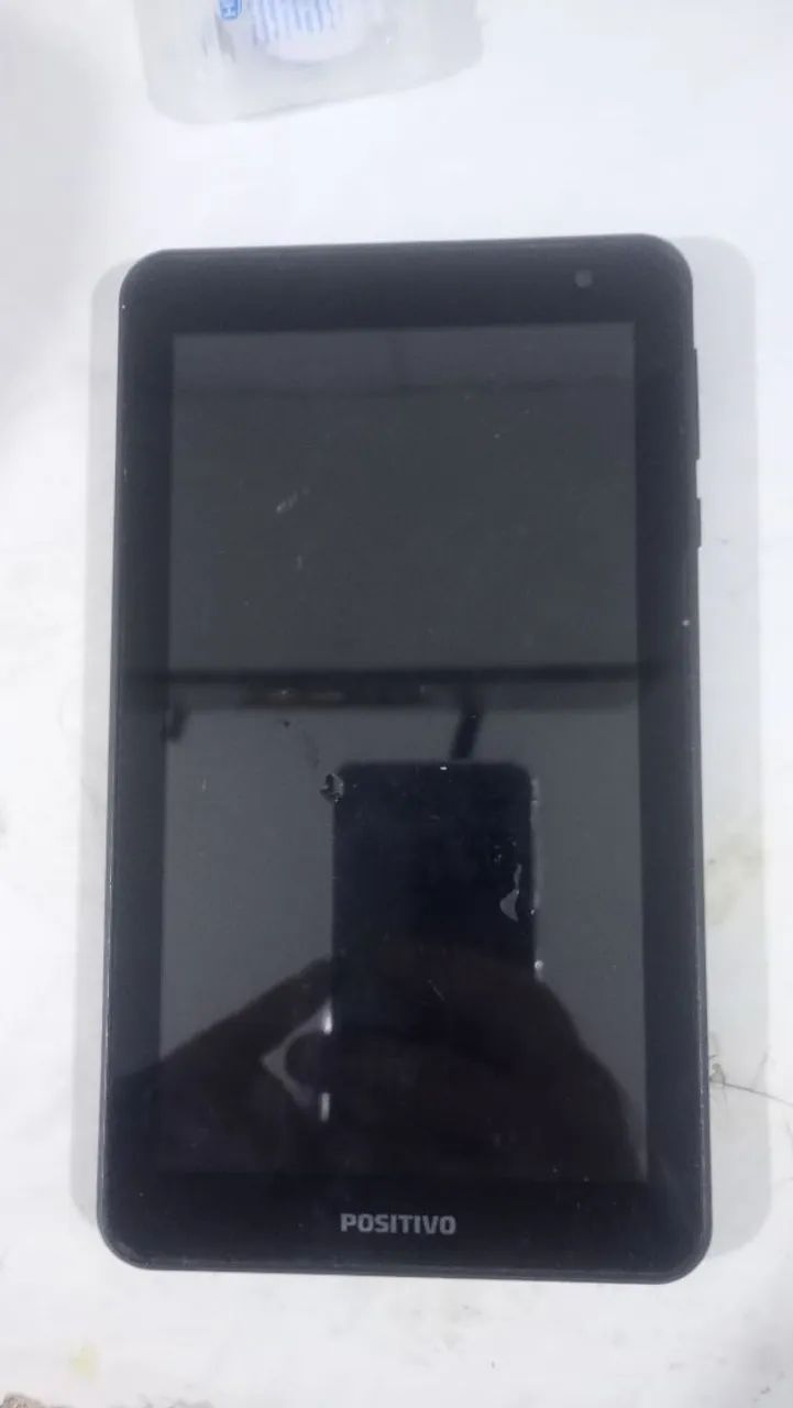 Tablet positivo mínios. Tela quebrada 