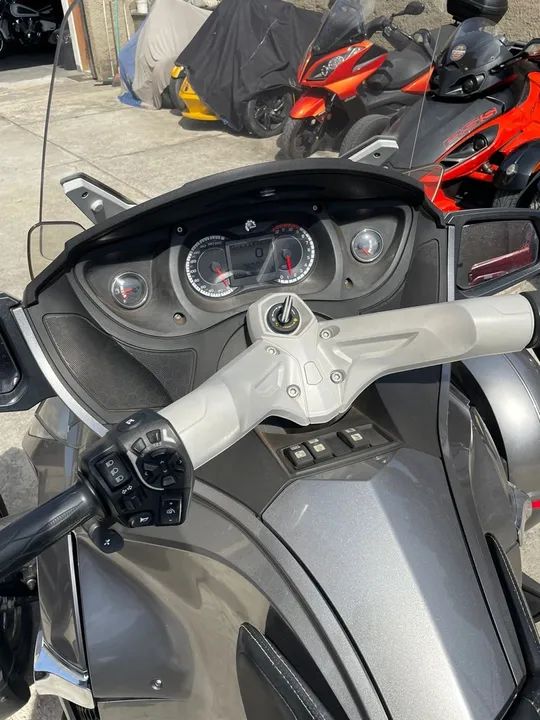 BRP CAN AM SPYDER RTS 2011 RARÍSSIMO APENAS 21 MIL KM - Foto 5