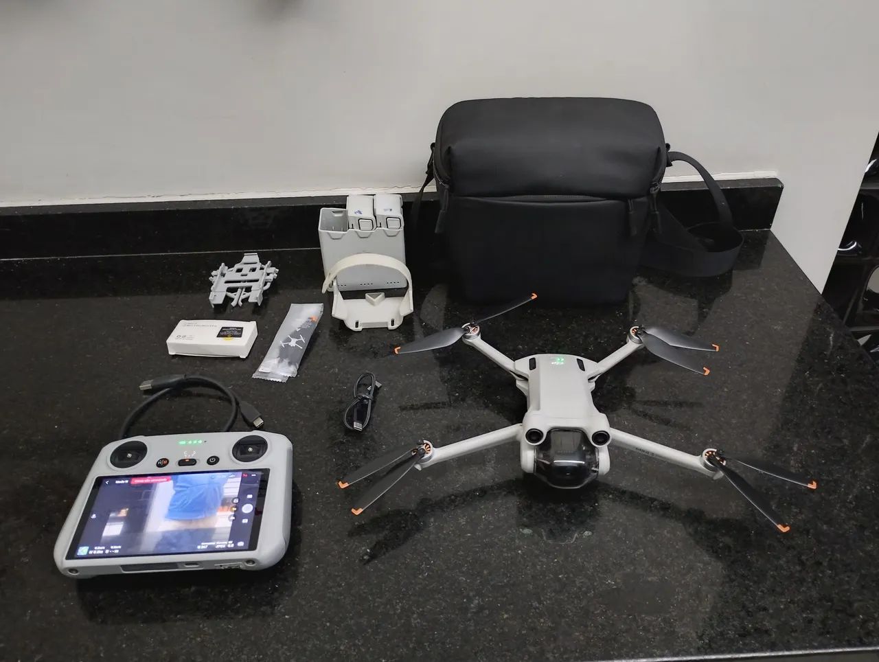 Drone DJI Mini 3 Pro combo flymore  - Foto 3