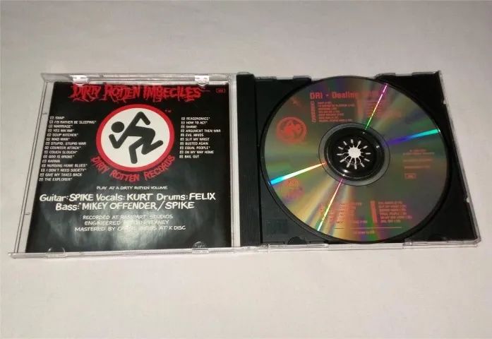 D.R.I. - Dealing With It! - Cd Importado Estados Unidos - Foto 3