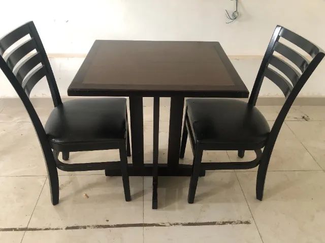 JOGO DE MESA E CADEIRA FRANCO & BACHOT