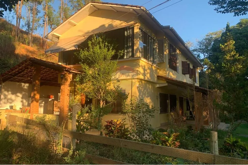 Sítio à Venda 38.148 m² de Natureza e Vista Privilegiada | Alegre