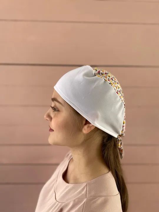 Touca Cirúrgica Feminina- Branco com Floral