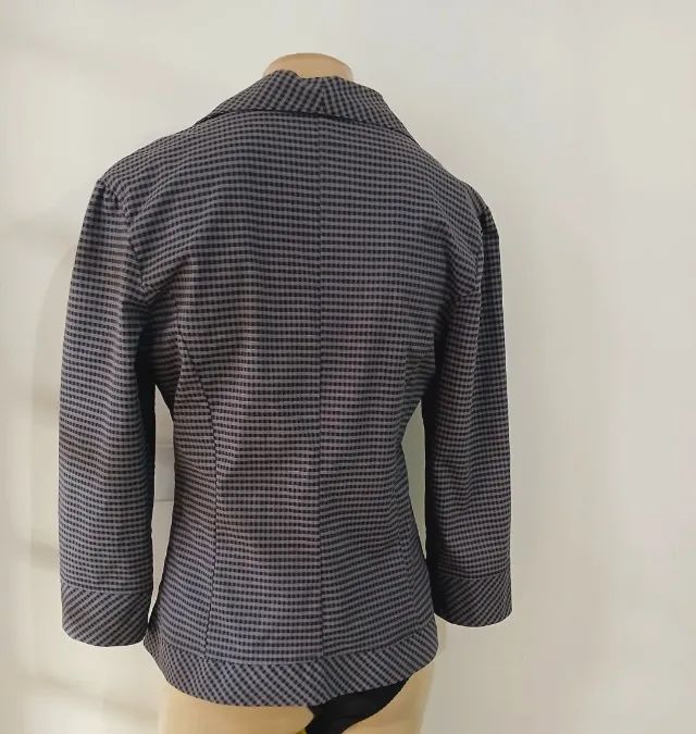 Lindos Blazeres - Veste M - Xadrex e Cinza quadriculado - R$20 cada - Pix/Card - Foto 3