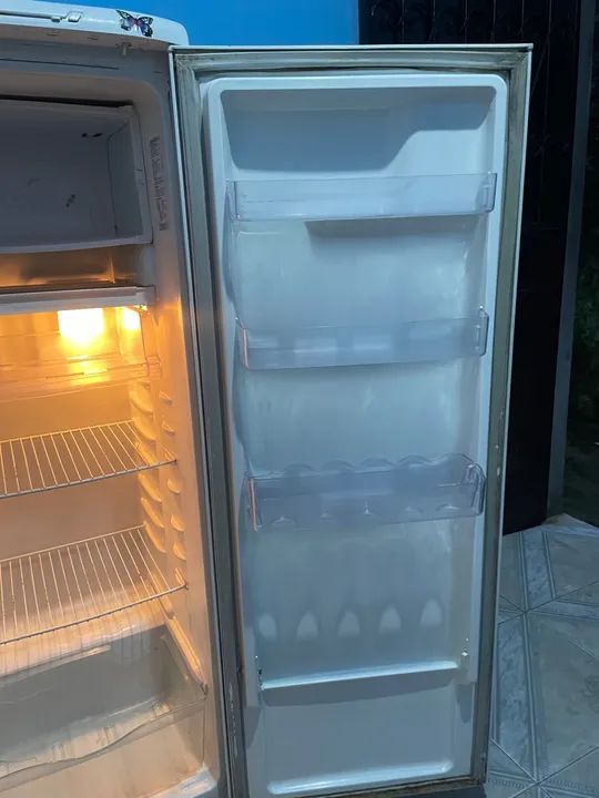 Geladeira eletrolux - Foto 3