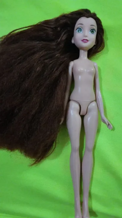 Boneca bela da disney store