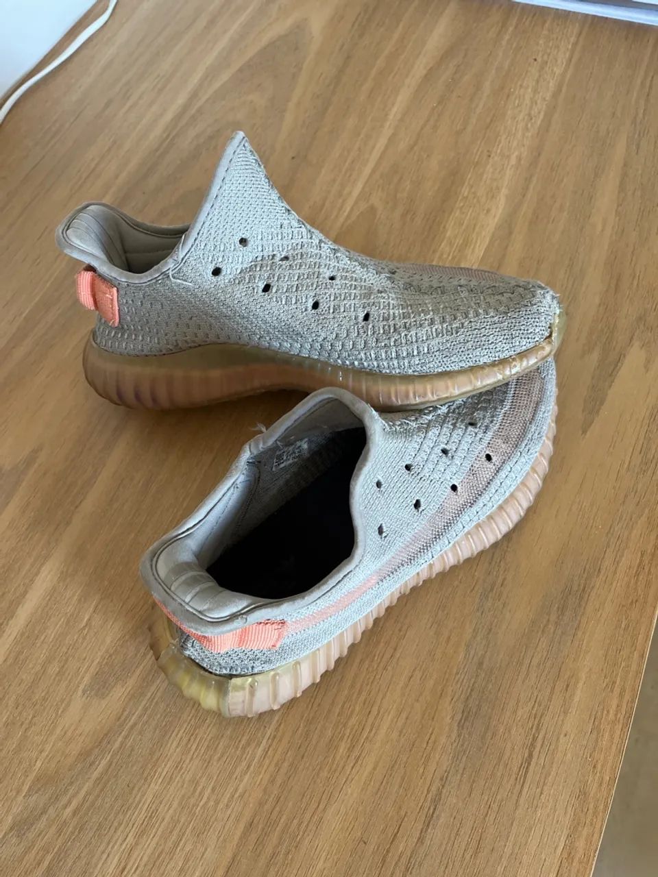 Yeezy Boost 350 V2