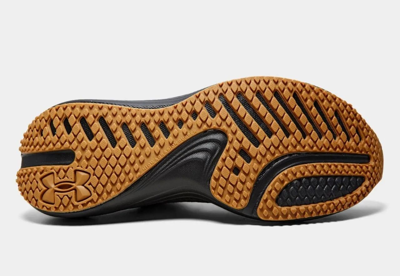 Tênis da Under Armour Charged Skyline tamanho 40 original  - Foto 3