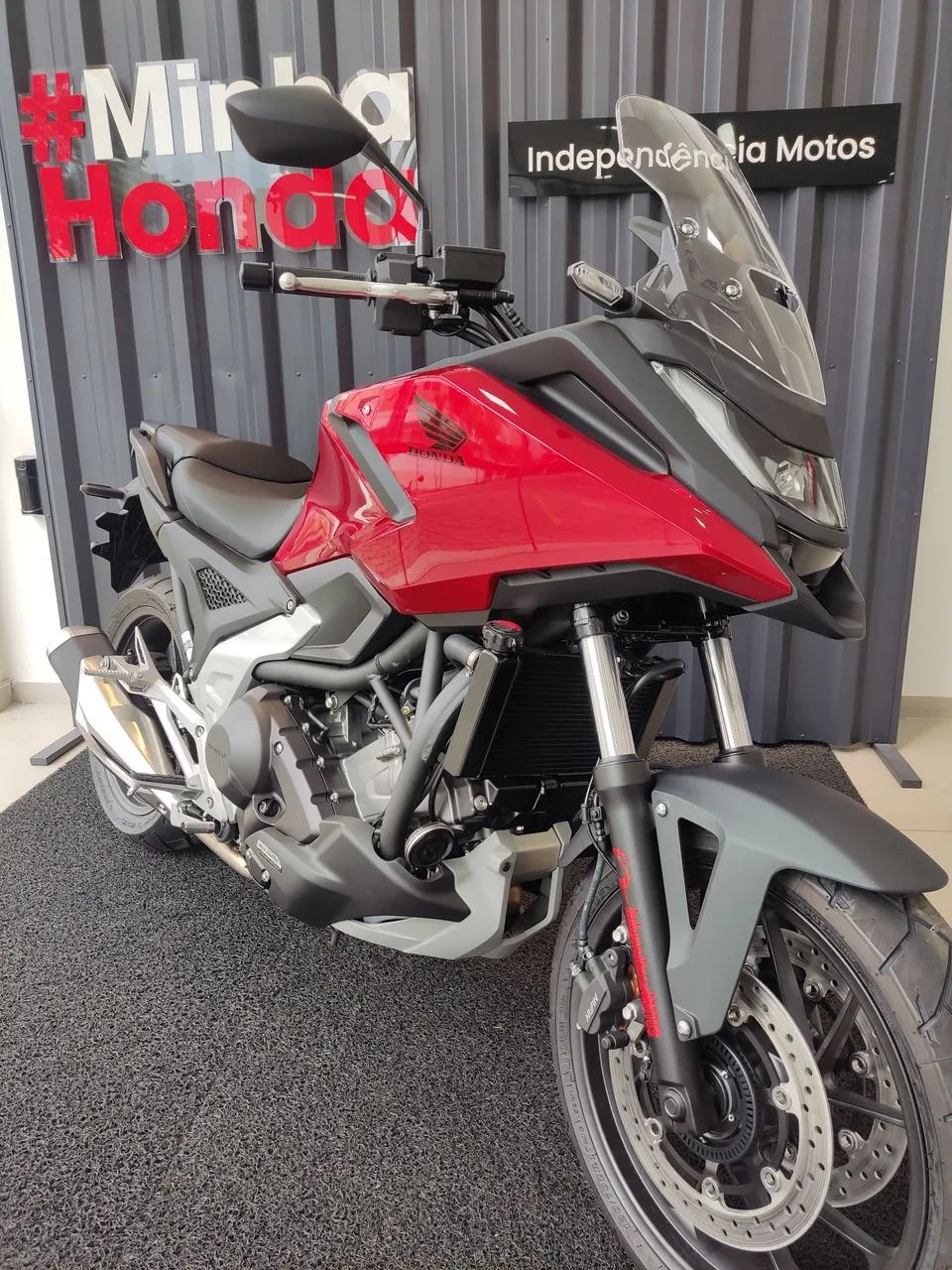 NOVA NC 750X DCT