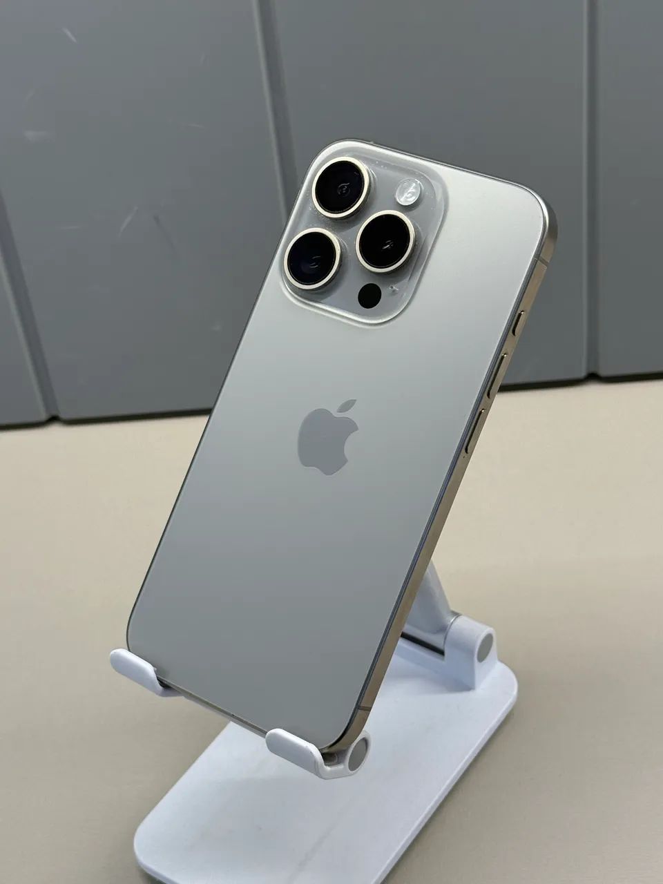 iPhone 15 pro 128gb Natural Titânio Semi Novo | Loja Física