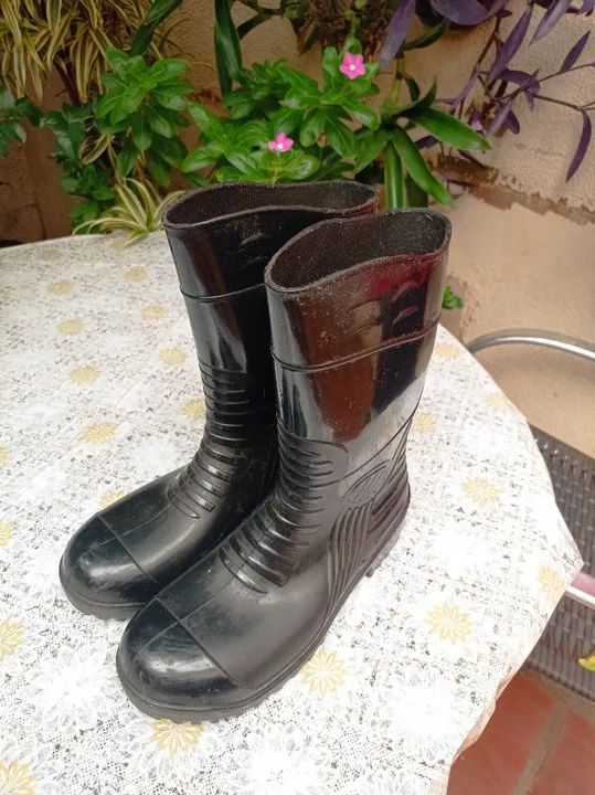 Bota impermeável  - Foto 2