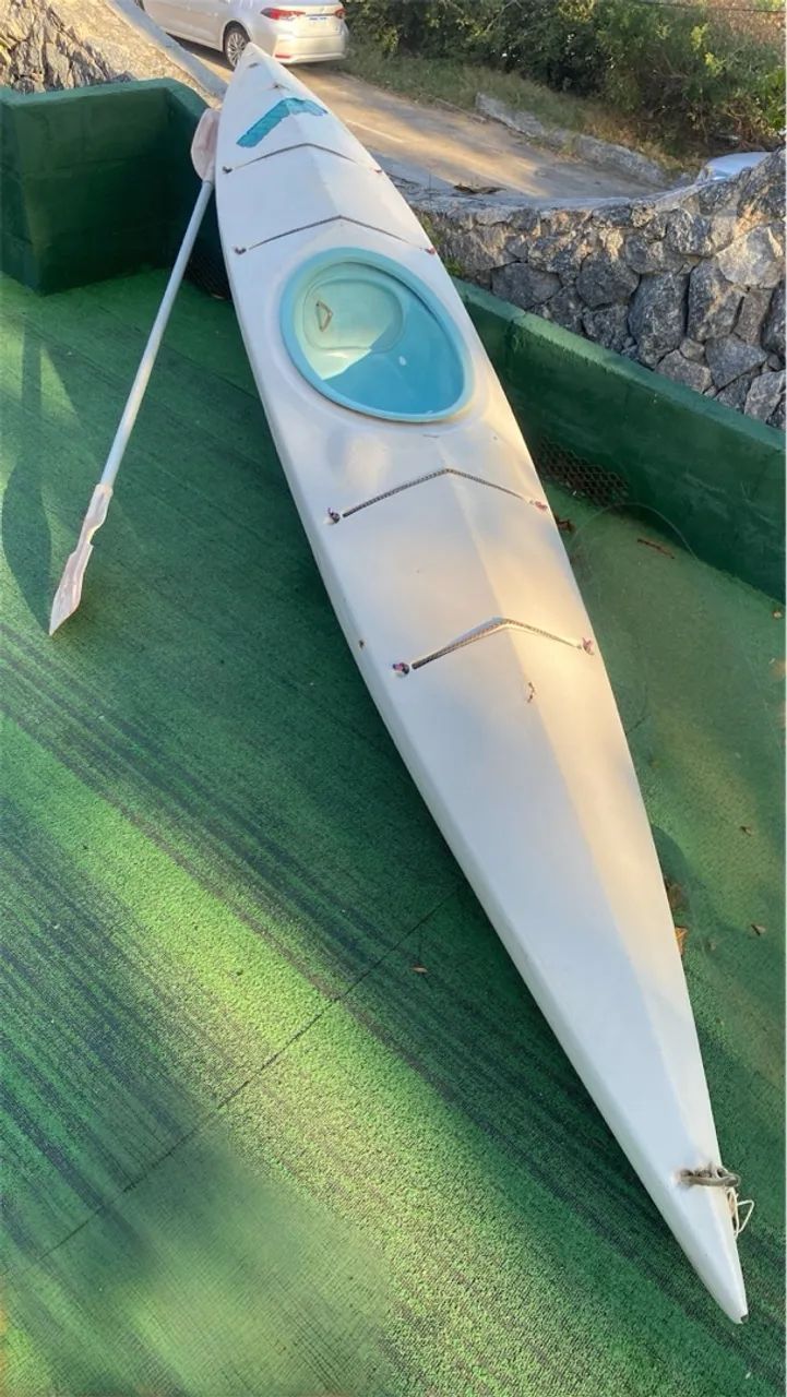 Caiaque branco 01 lugar, com remo - Foto 2