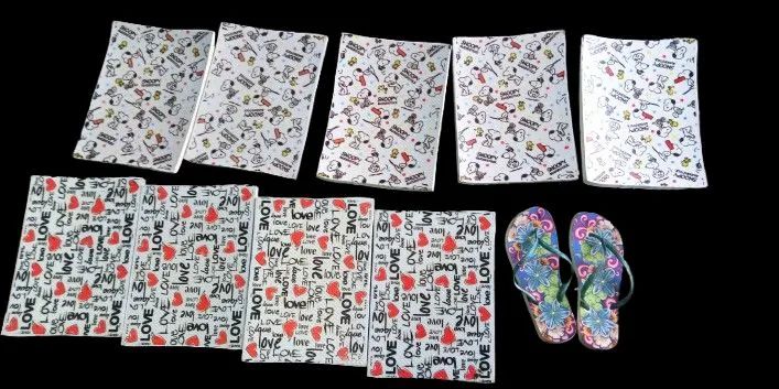 Máquina para fabricar chinelos com muito material  - Foto 2