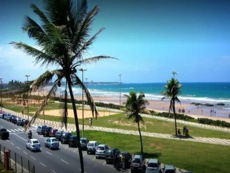 Excelente Imóvel comercial Frente Mar 1.530m área construída - Foto 2