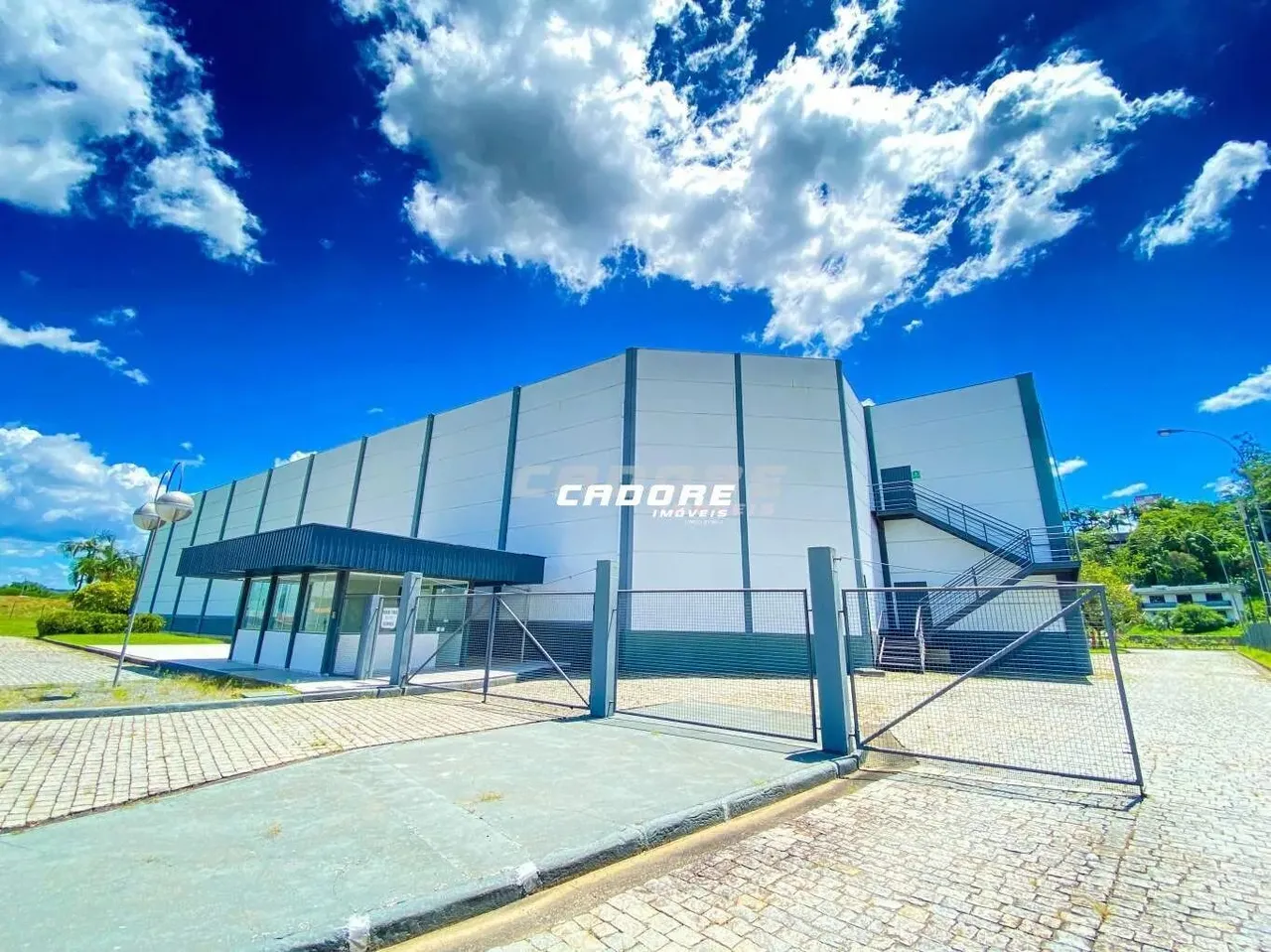 Galpão com 3700m² para locação na Itoupava Central Itoupava Central