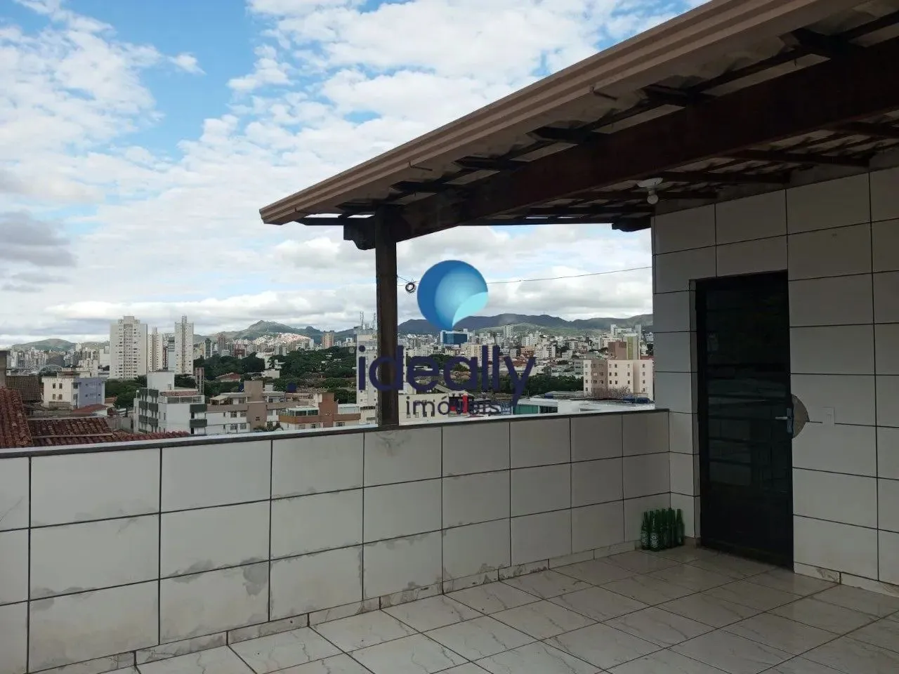 Casa no Bairro Padre Eustaquio | 2 Quartos | 1 Banheiro | 1 Cozinha | 1 Varanda | Aréa de
