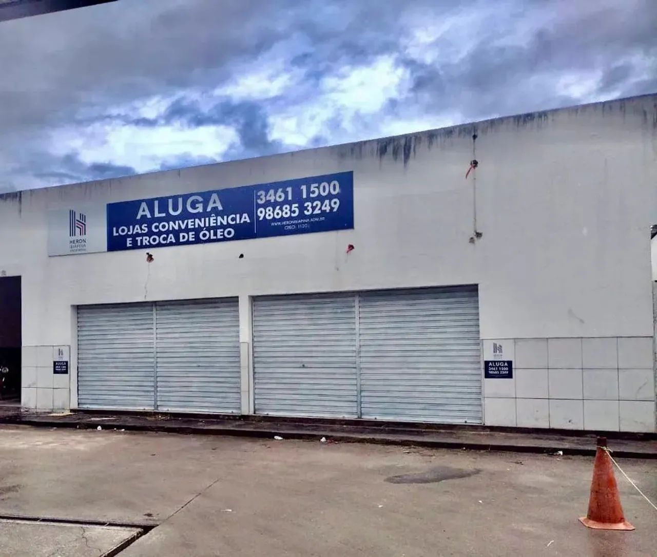 Loja na BR 116.