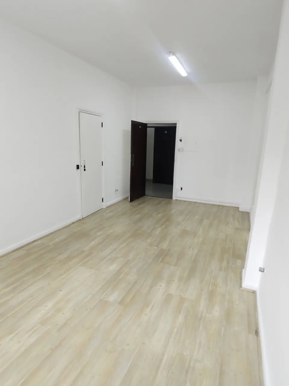 Sala/Conjunto para aluguel possui 83 metros quadrados em Centro - Rio de Janeiro - RJ