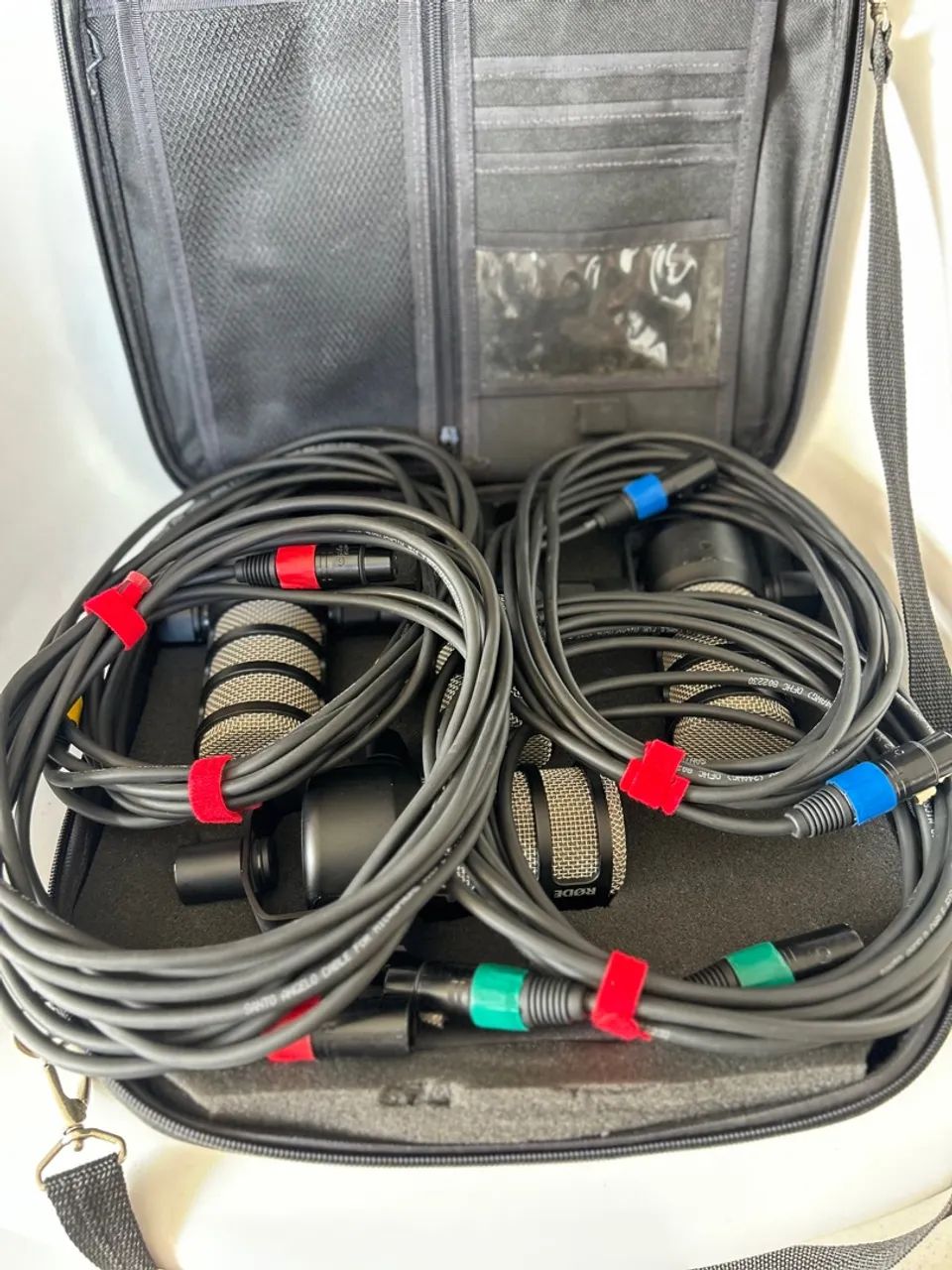 1 Microfone Rode PodMic - seminovo na caixa - Foto 3