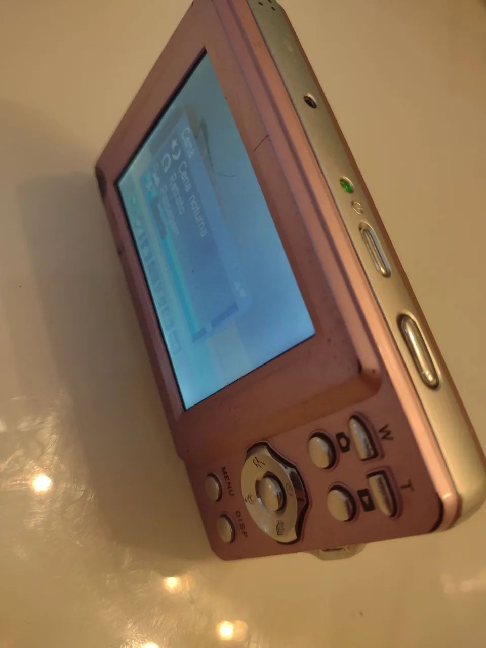 Digital camera64318618572290122