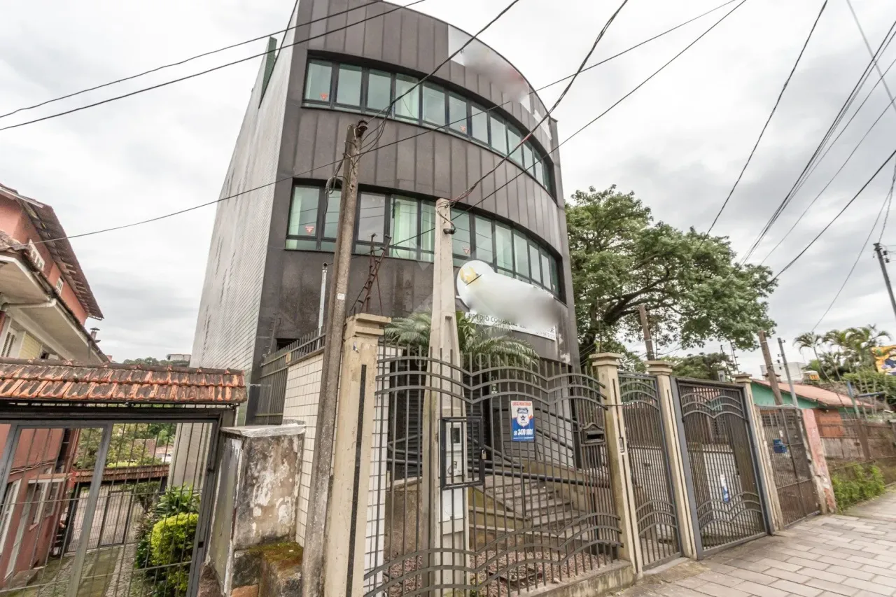 Predio para alugar ou comprar - Teresopolis