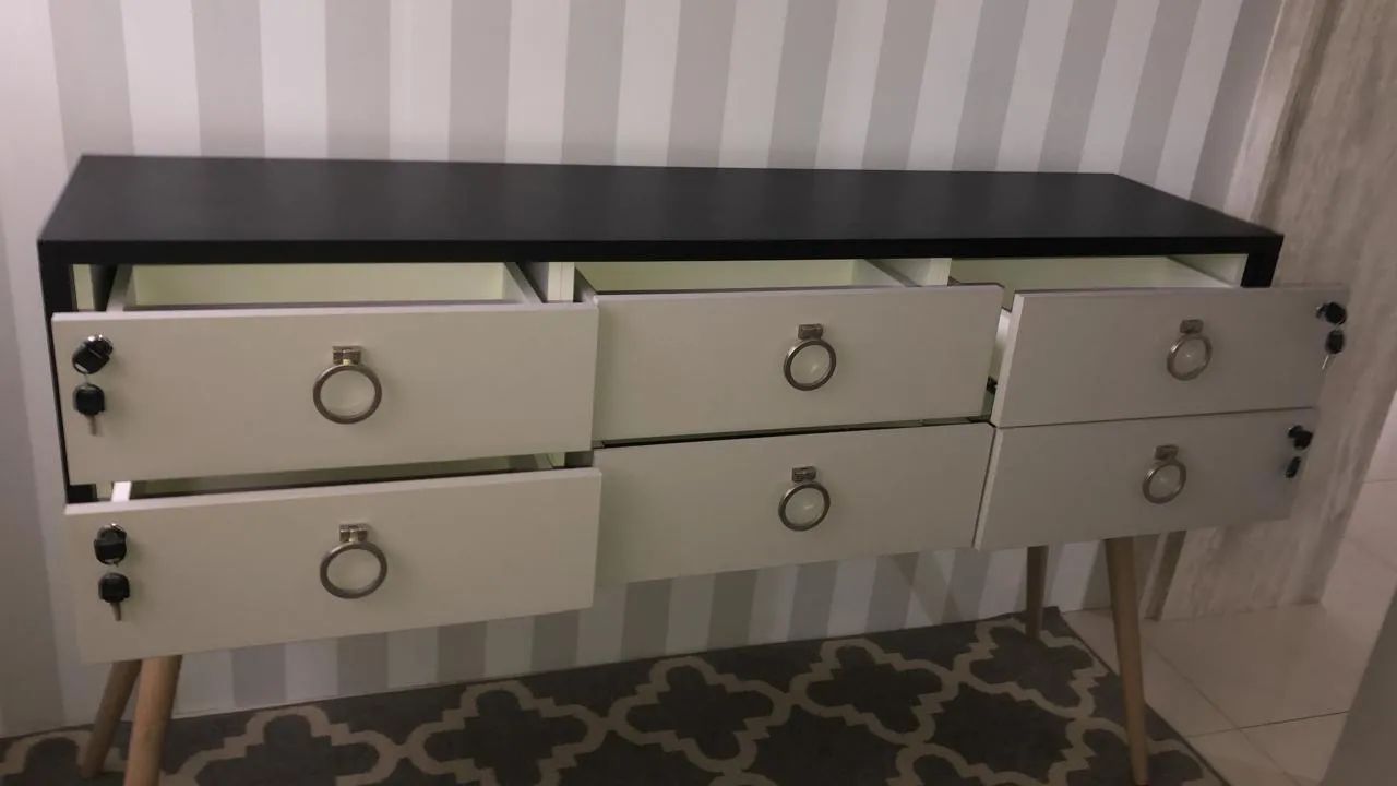 APARADOR COM PÉS PALITO - CRIARE EM MDF  - Foto 4
