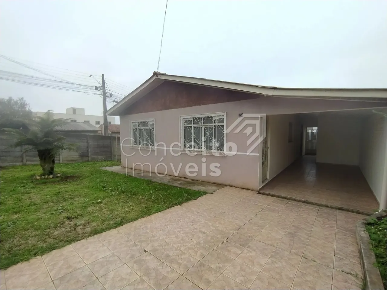 Residência com amplo Terreno - Órfãs