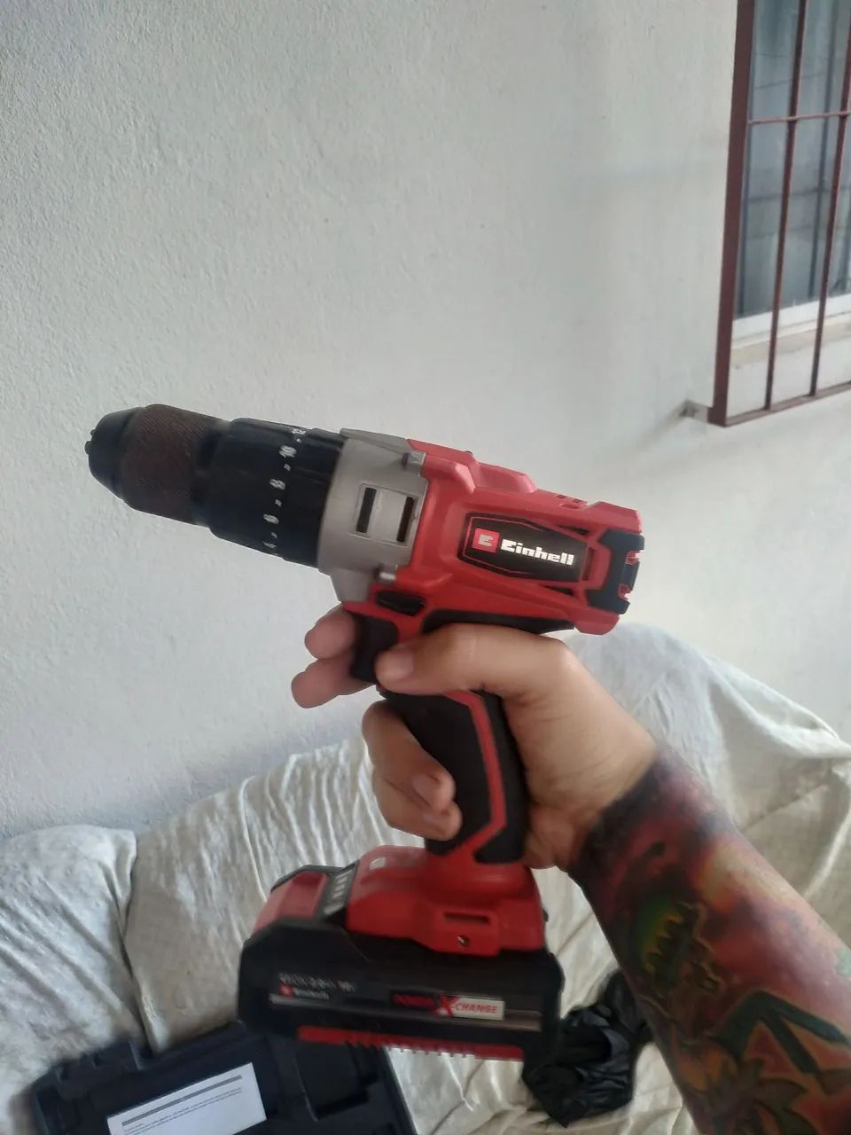 Parafusadeira/Furadeira Einhell 18V com martelete
