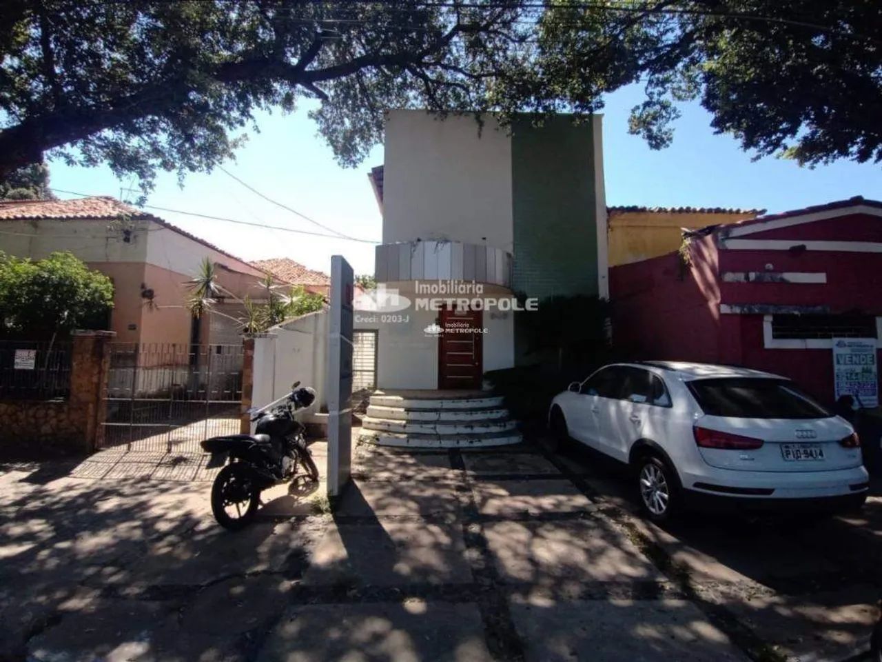 R. BARROSO - BAIRRO: CENTRO/N