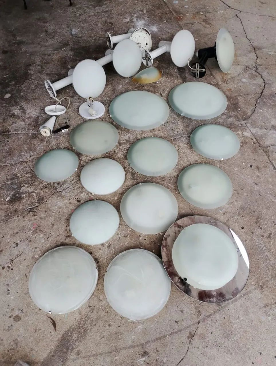 Lote de luminárias. 260 reais  - Foto 4