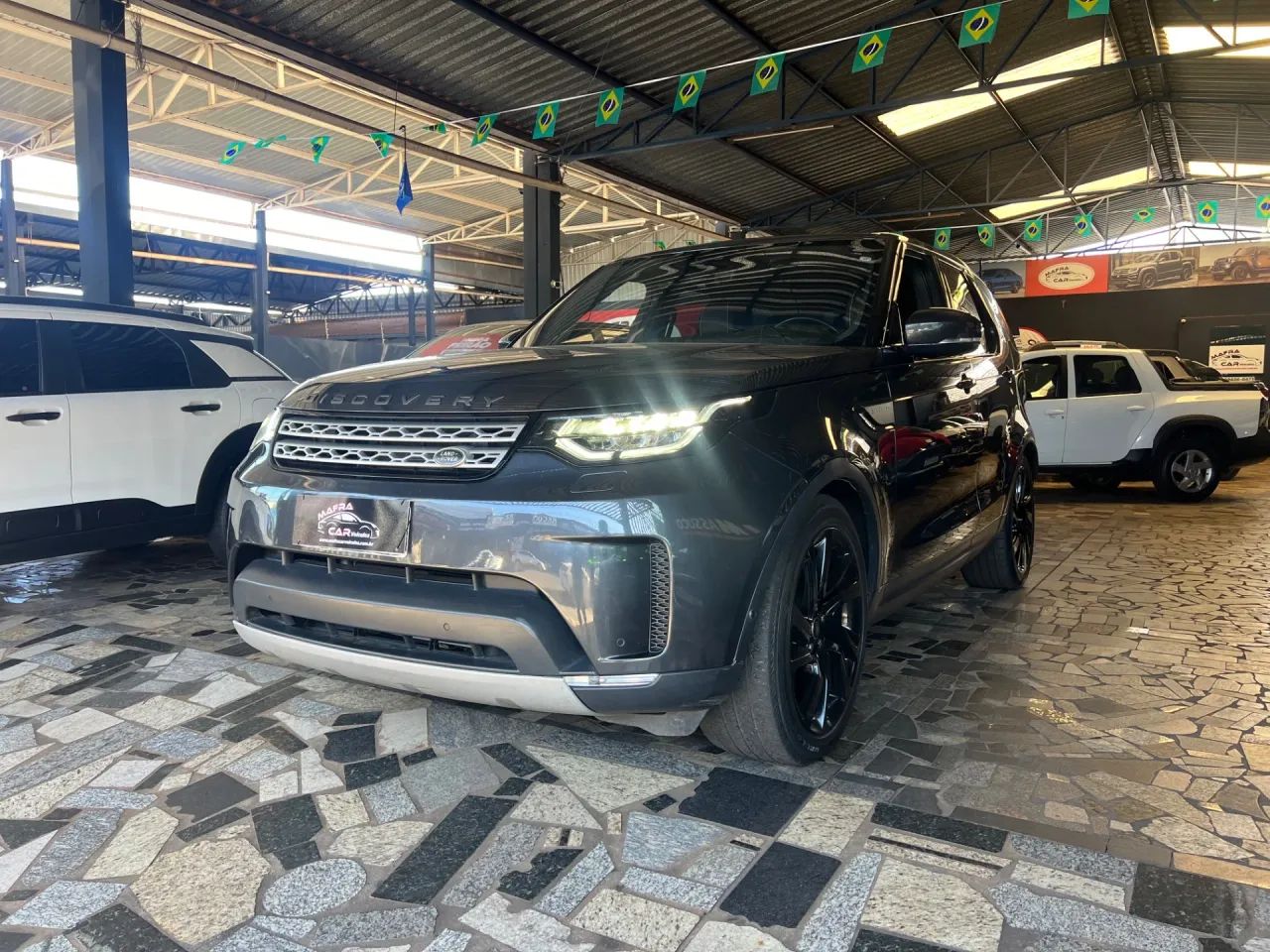 Land Rover Discovery 2020