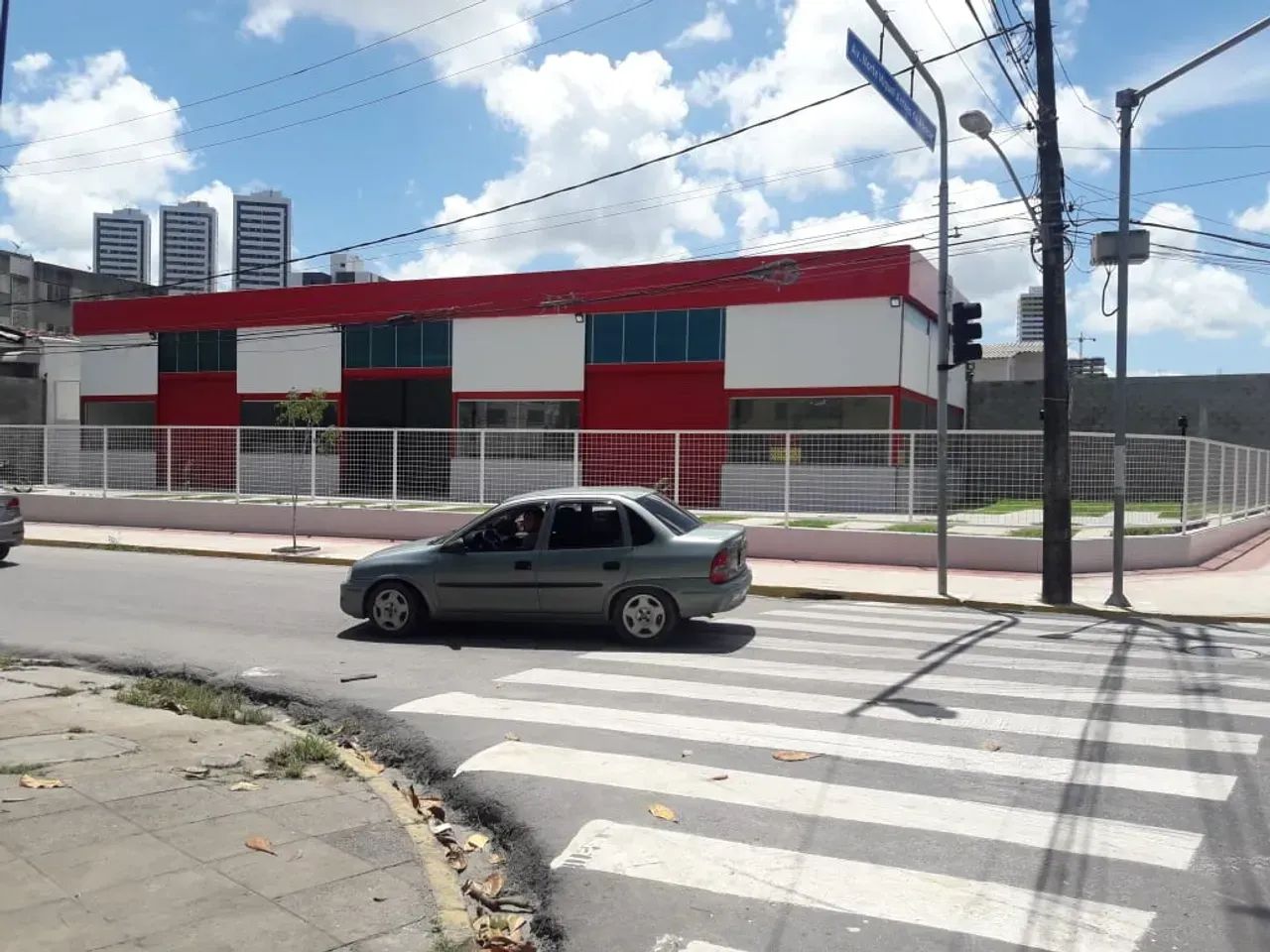 Amplo Imóvel com 720m² na Tamarineira  Excelente Localização! - Foto 2